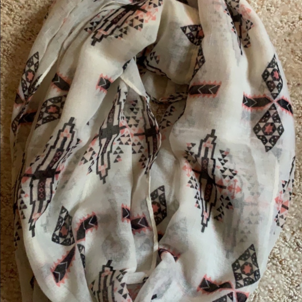 Brand new infinity scarf